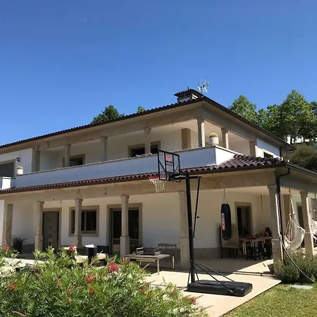 펜션 Maison Vacances Vitorino dos Piães